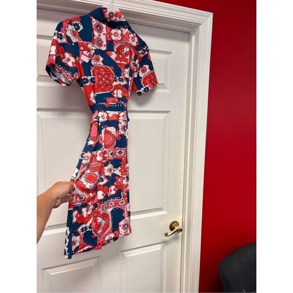 Tracy Negoshian Payton Belted Shirt Dress in Doodle in Bloom sz L NWT - Picture 5 of 7